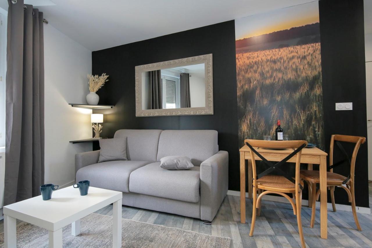 Ferienwohnung Les Champs, T2 Hypercentre Chic Et Cosy Wifi Par Sovalfi Saint-Etienne  Exterior foto