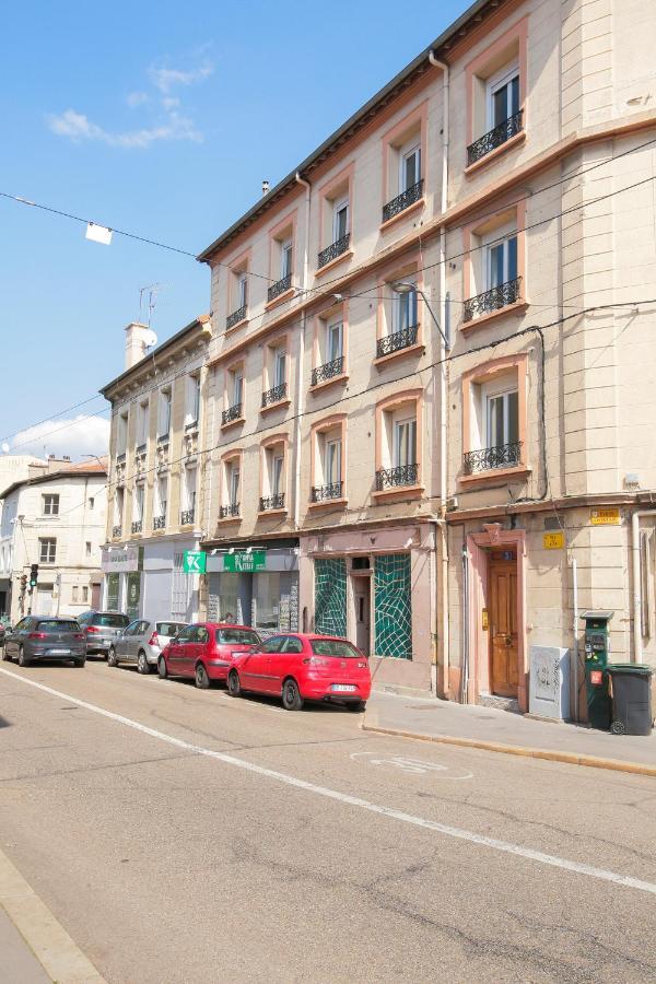 Ferienwohnung Les Champs, T2 Hypercentre Chic Et Cosy Wifi Par Sovalfi Saint-Etienne  Exterior foto